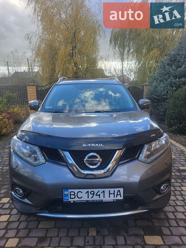 Nissan X-trail (2016)
