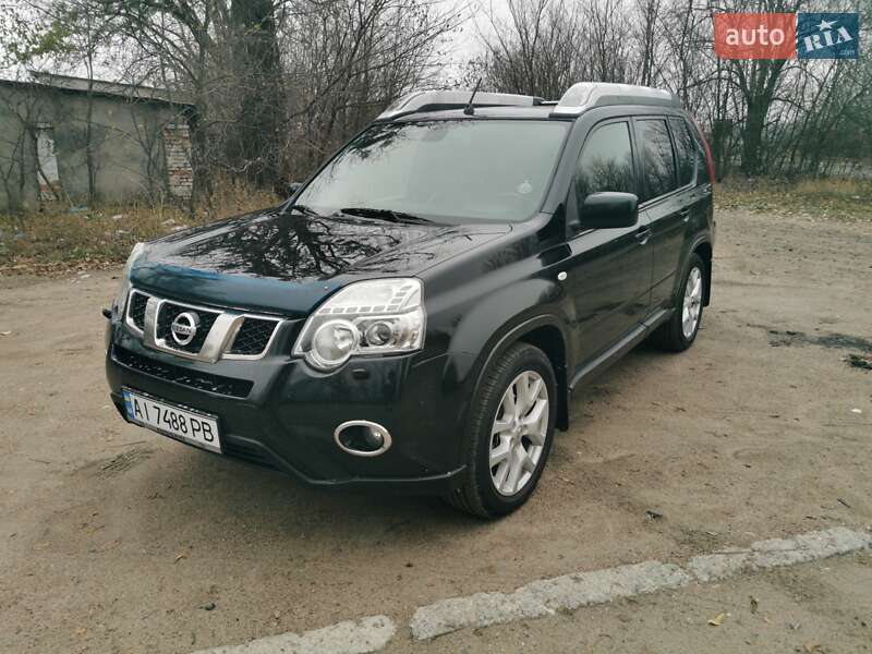 Nissan X-trail (2011)