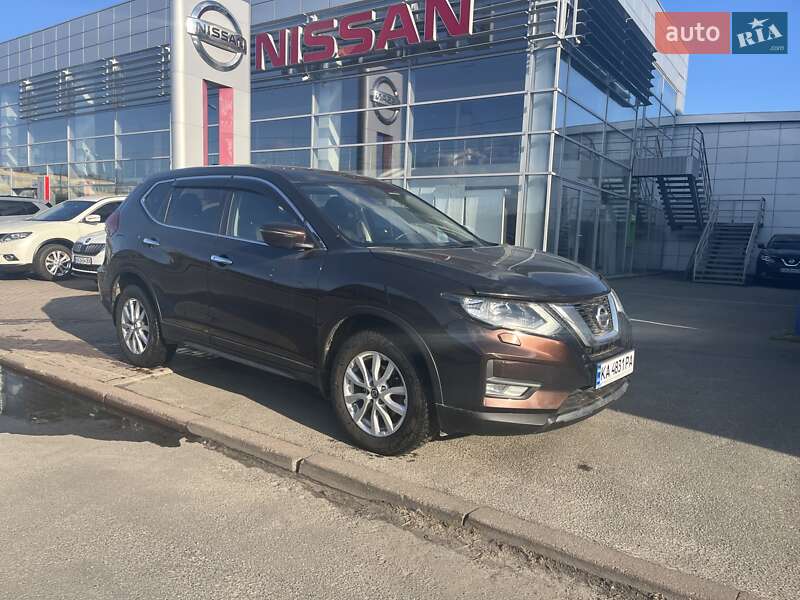 Nissan X-trail (2020)