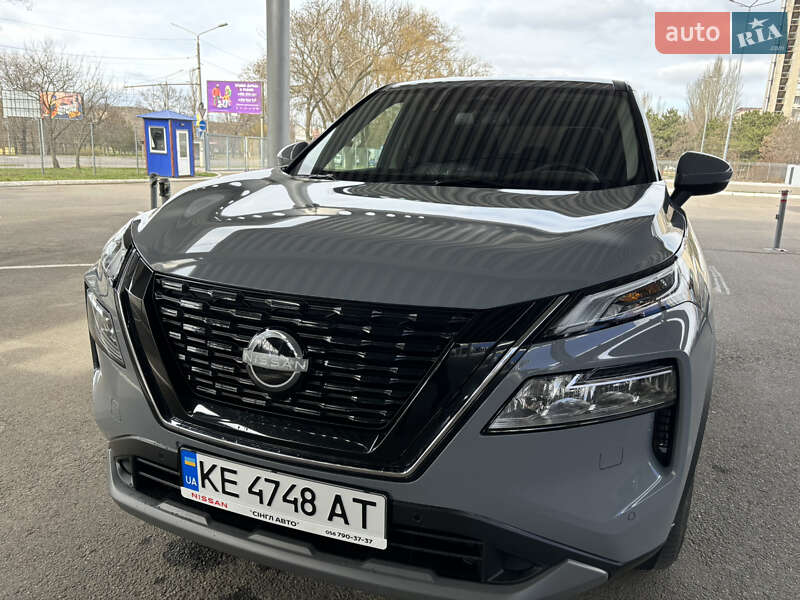 Nissan X-trail (2023)