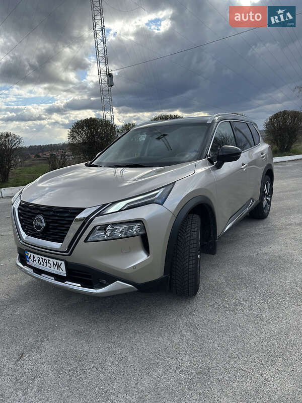 Nissan X-trail (2022)