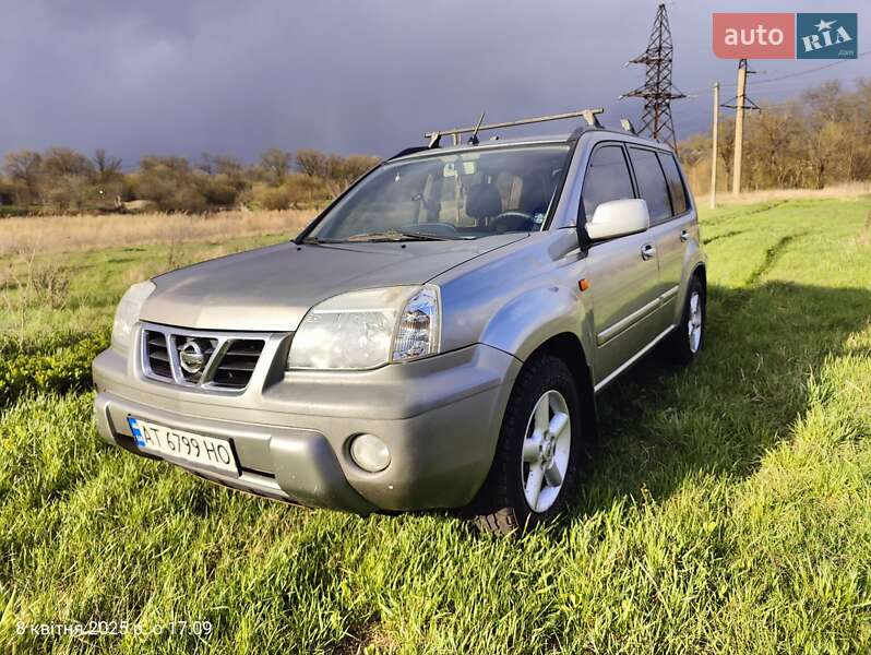 Nissan X-trail (2002)