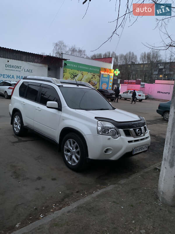 Nissan X-trail (2011)
