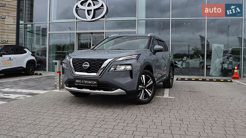 Nissan X-trail (2023)