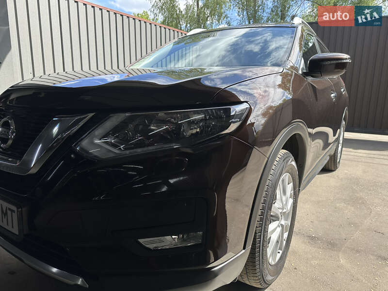 Nissan X-trail (2021)