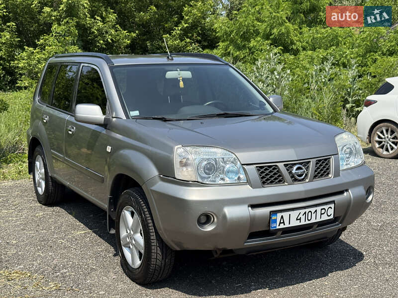Nissan X-trail (2006)