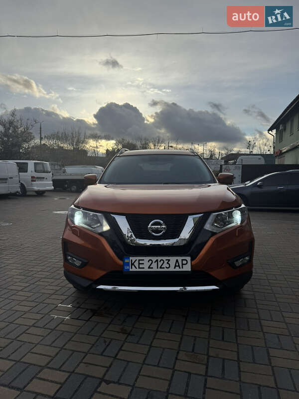 Nissan X-trail (2018)