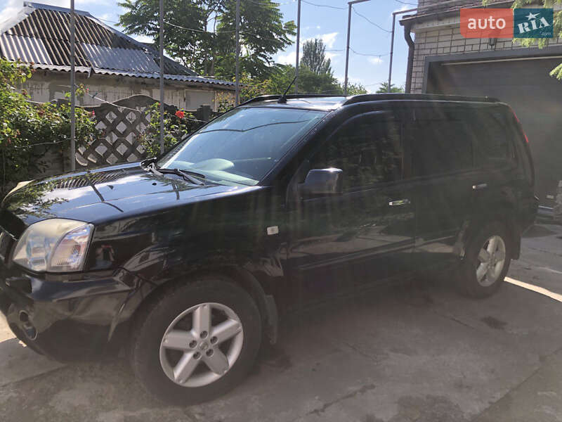 Nissan X-trail (2007)
