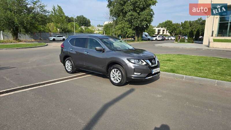 Nissan X-trail (2019)