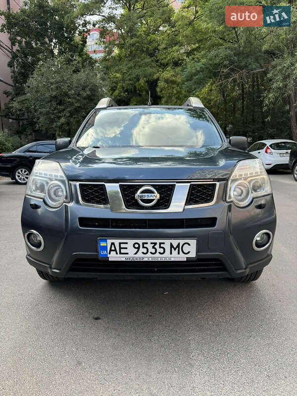 Nissan X-trail (2013)