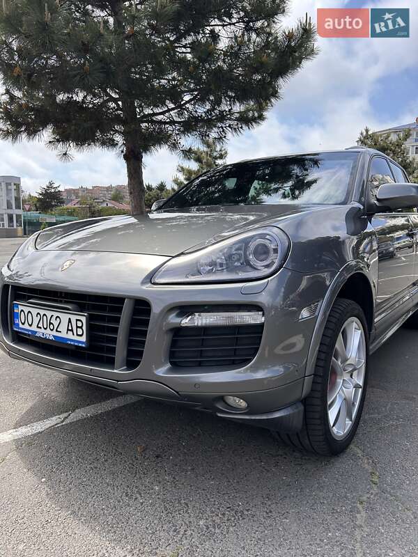 Porsche Cayenne (2008)