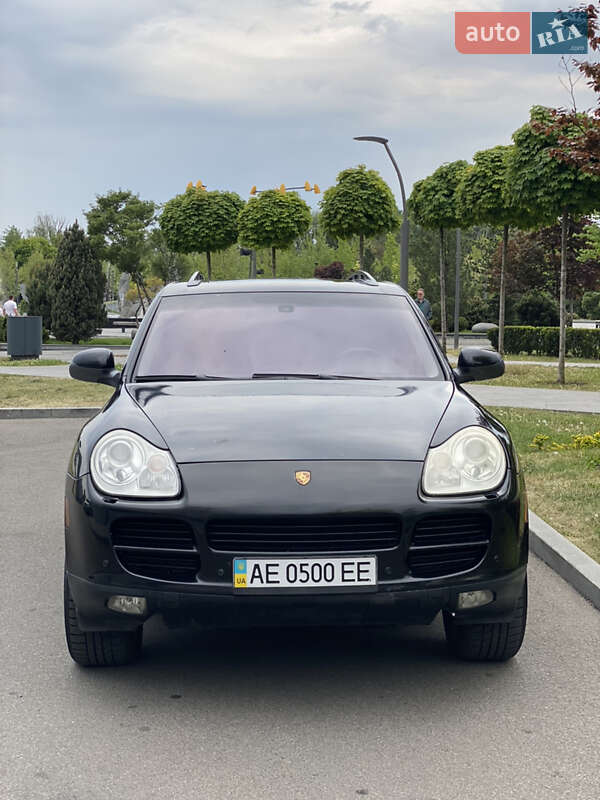 Porsche Cayenne (2006)