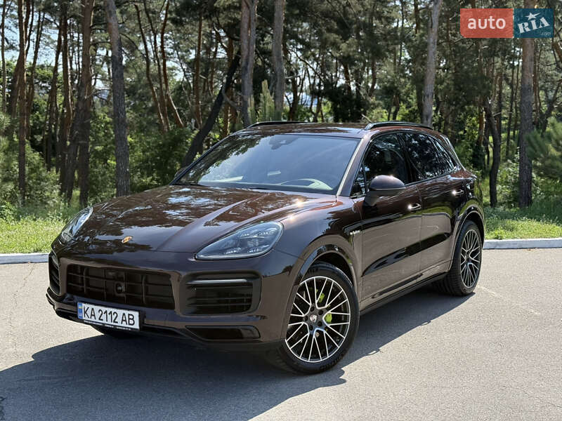 Porsche Cayenne (2021)