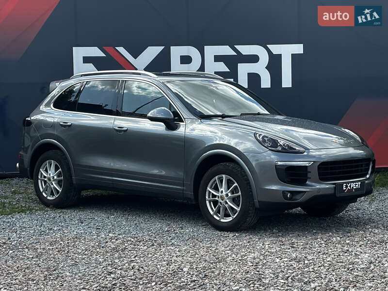 Porsche Cayenne (2017)