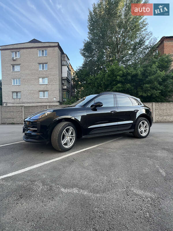 Porsche Macan r4 (2019)