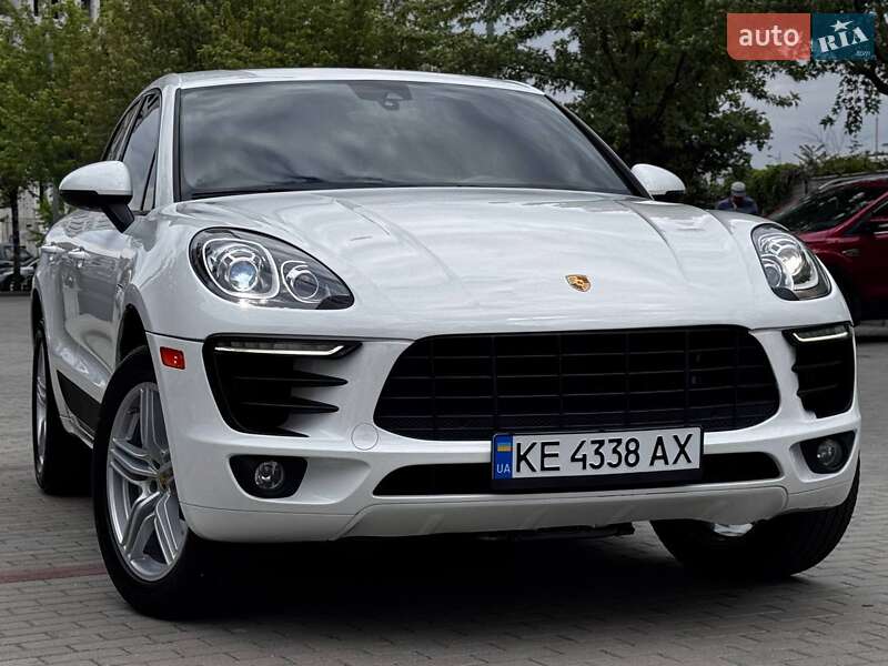 Porsche Macan (2018)