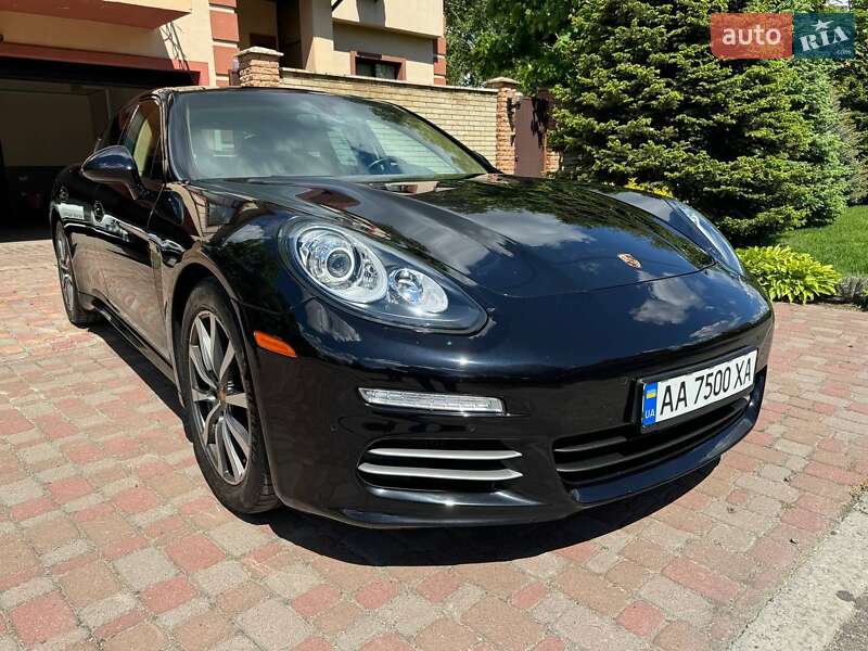 Porsche Panamera (2015)
