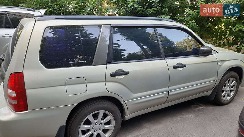 Subaru Forester (2005)