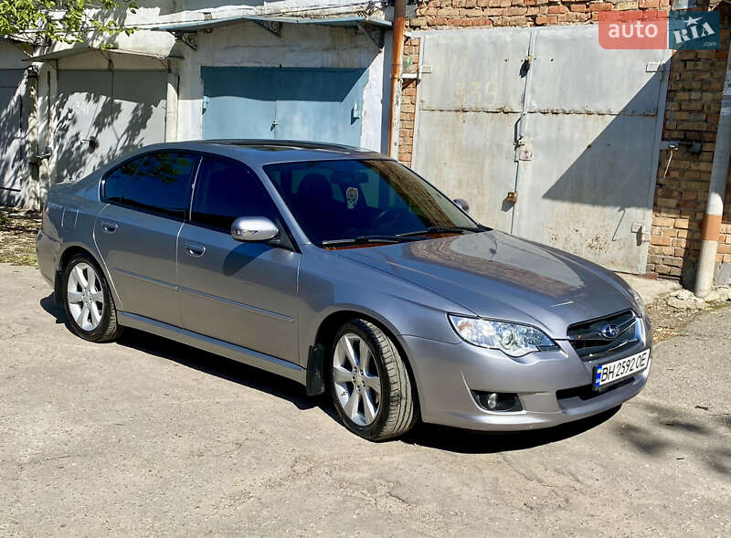 Subaru Legacy (2008)