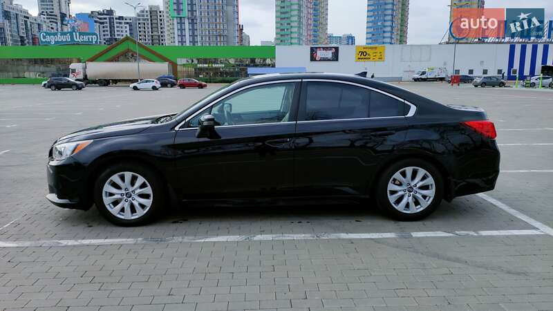 Subaru Legacy (2016)