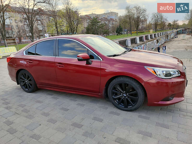 Subaru Legacy (2015)