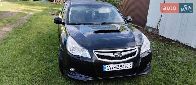 Subaru Legacy (2011)