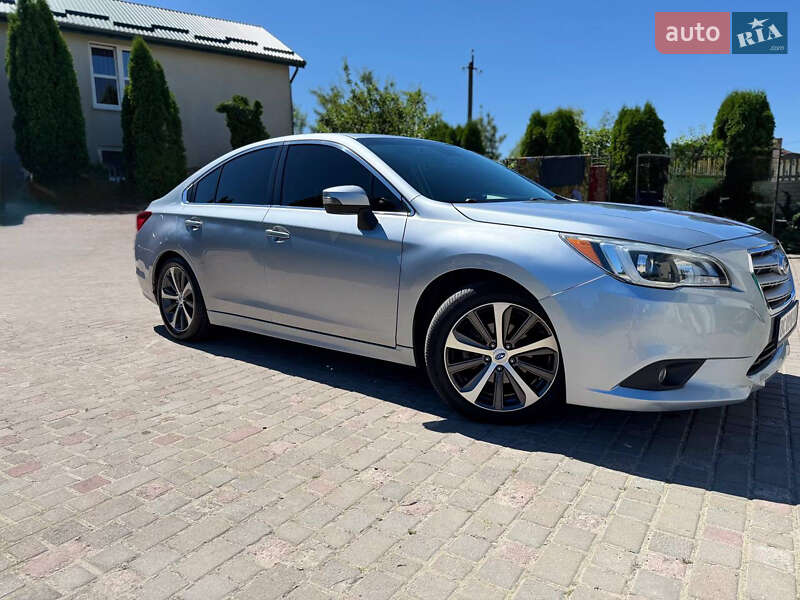 Subaru Legacy (2016)