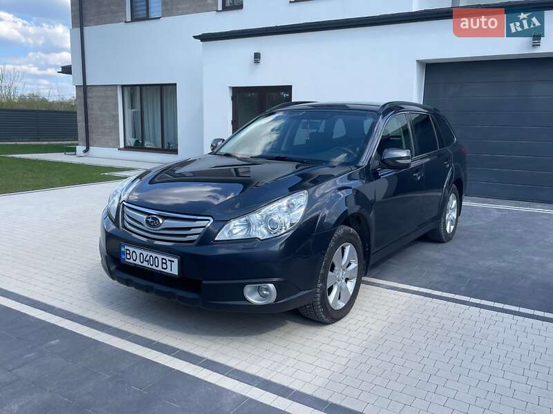 Subaru Outback (2010)