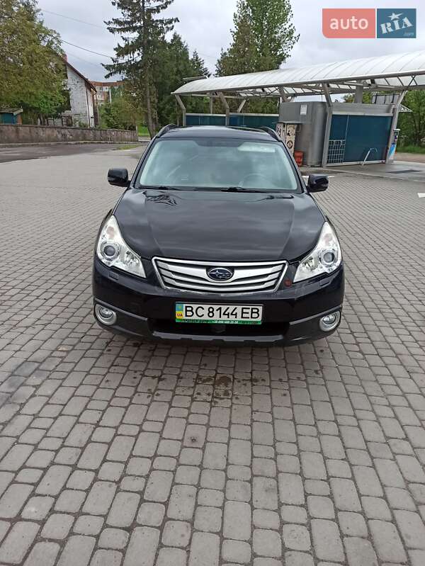 Subaru Outback (2010)