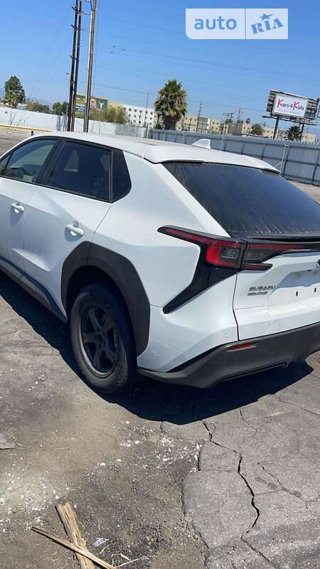 Subaru Solterra (2023)
