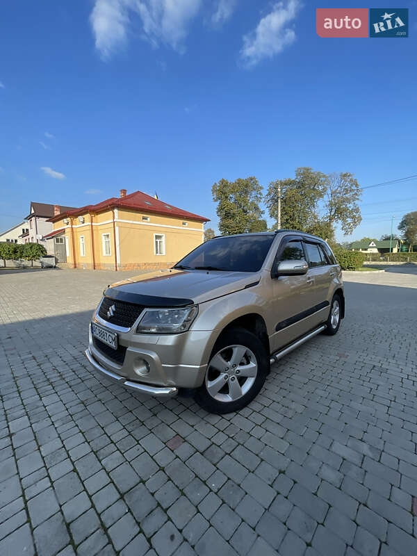 Suzuki Grand vitara (2008)