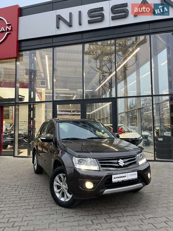 Suzuki Grand vitara (2015)