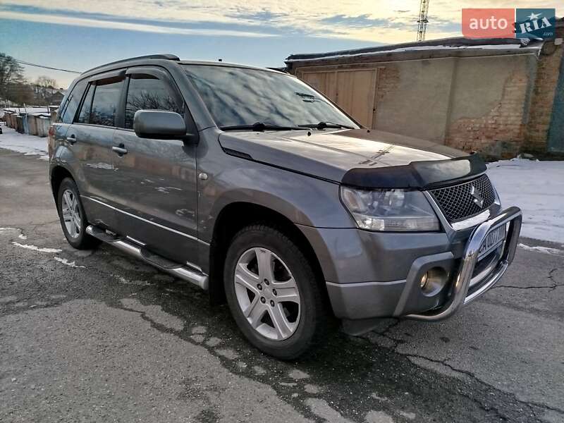Suzuki Grand vitara (2006)
