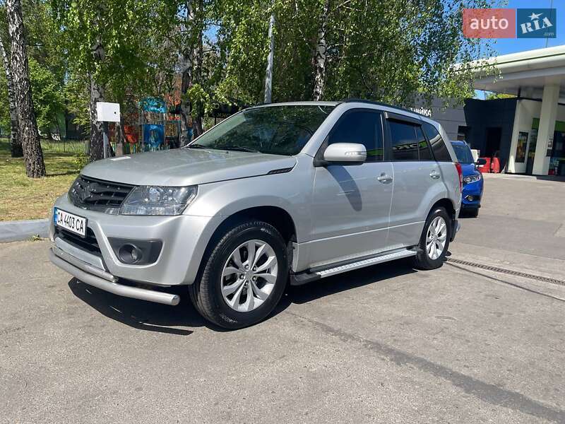 Suzuki Grand vitara (2016)