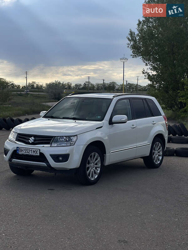 Suzuki Grand vitara (2012)