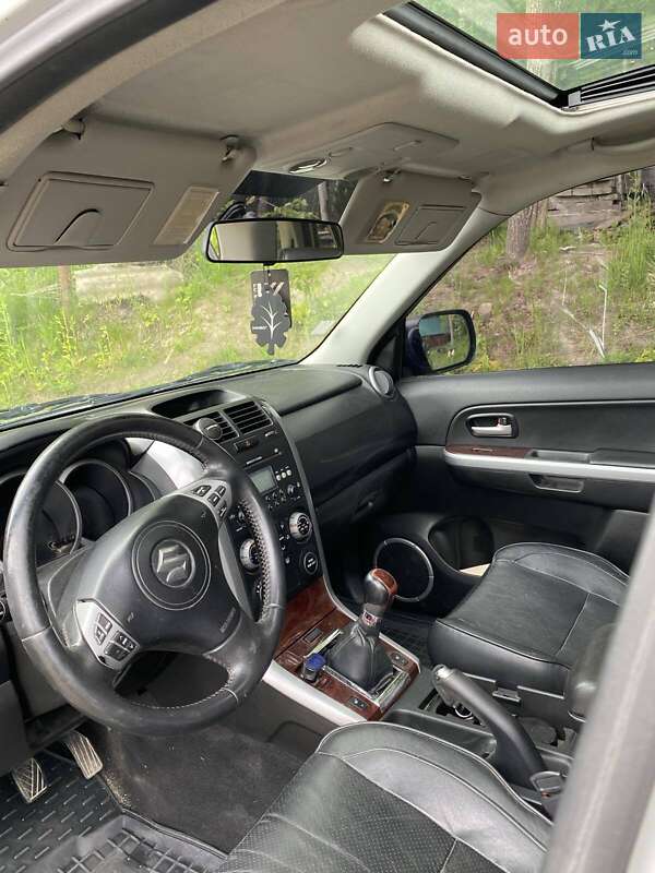 Suzuki Grand vitara (2006)