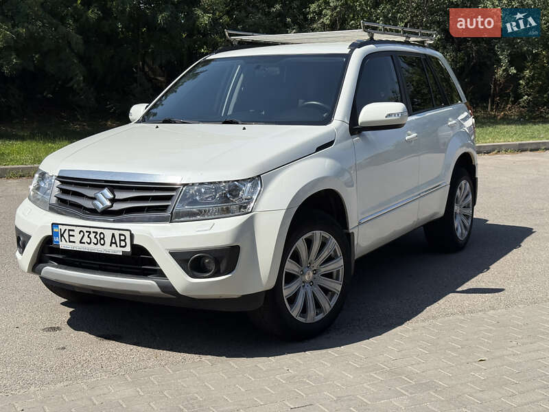 Suzuki Grand vitara (2015)