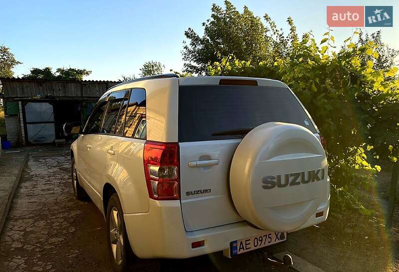 Suzuki Grand vitara (2010)