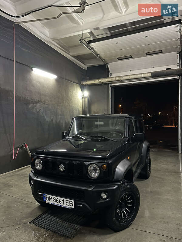 Suzuki Jimny (2023)