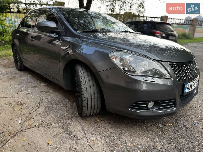 Suzuki Kizashi (2011)