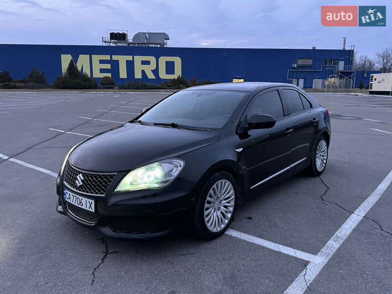 Suzuki Kizashi (2012)
