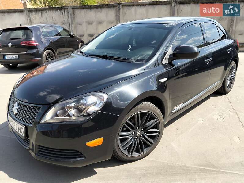 Suzuki Kizashi (2011)