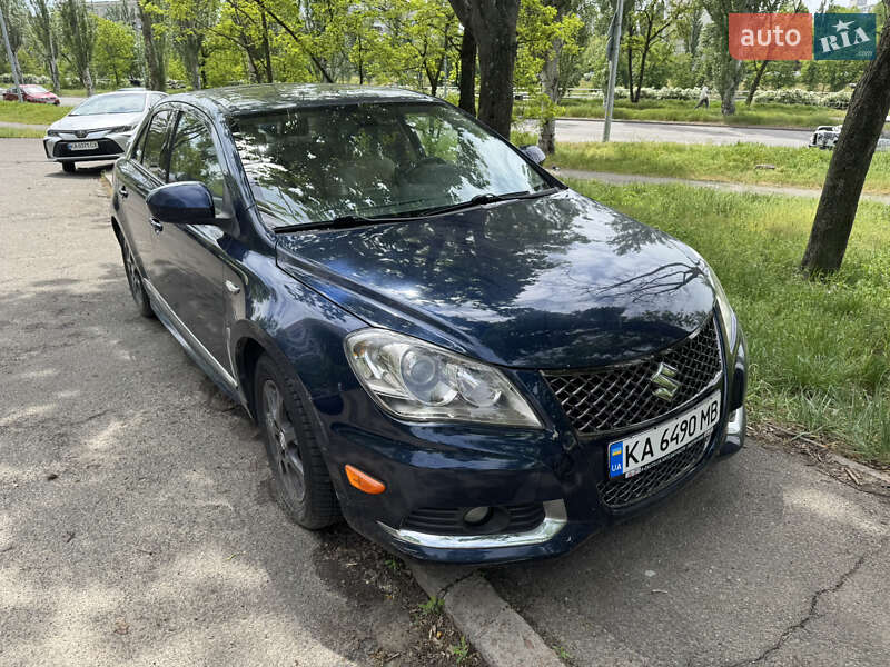 Suzuki Kizashi (2011)