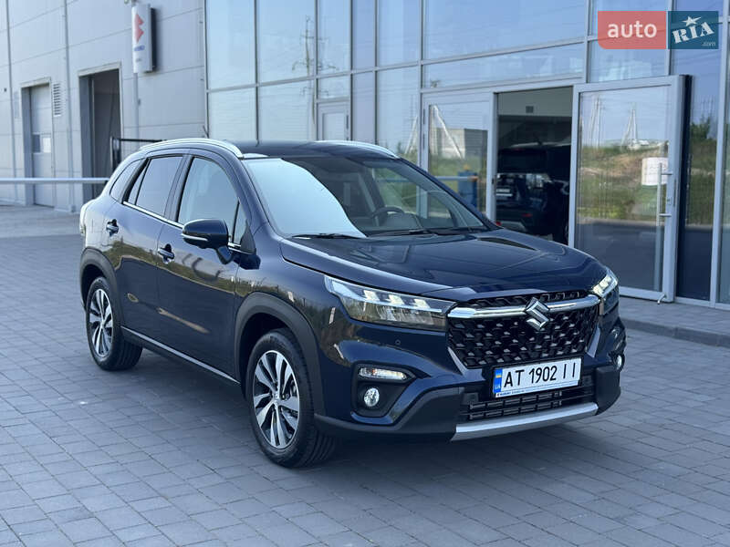 Suzuki S-cross (2024)
