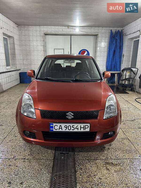 Suzuki Swift (2008)