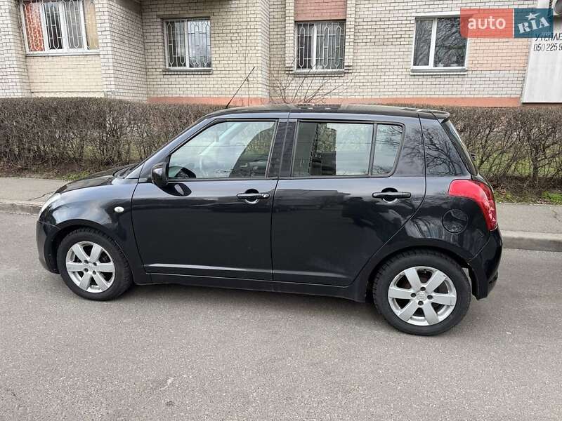 Suzuki Swift (2008)