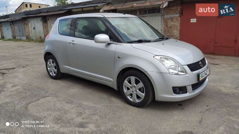 Suzuki Swift (2008)