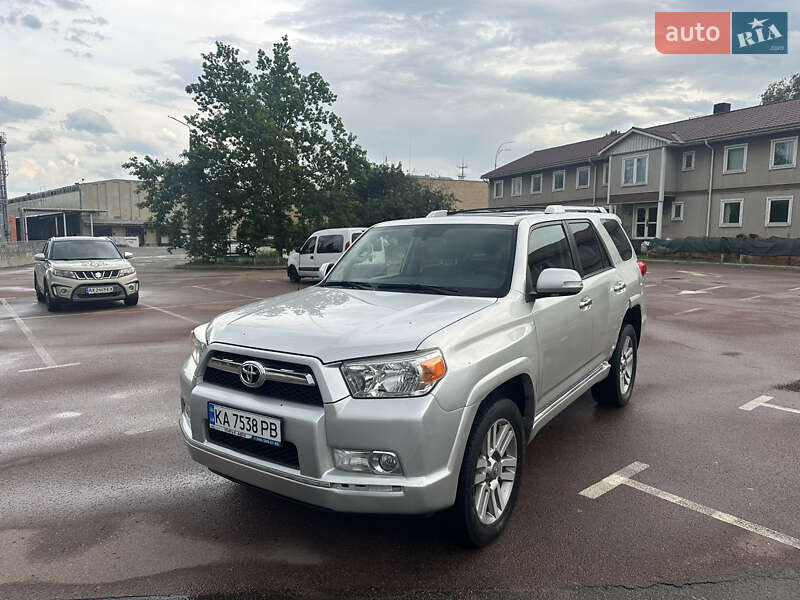 Toyota 4runner (2011)