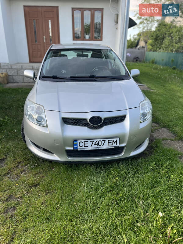 Toyota Auris (2008)