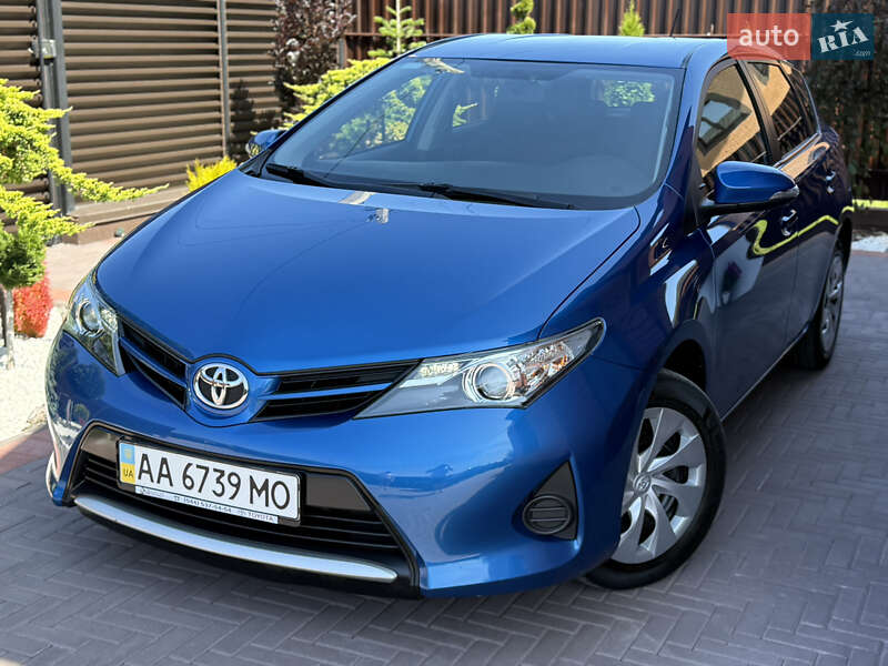 Toyota Auris (2013)